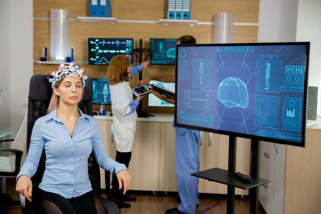 patient cerveau scanner neurologie